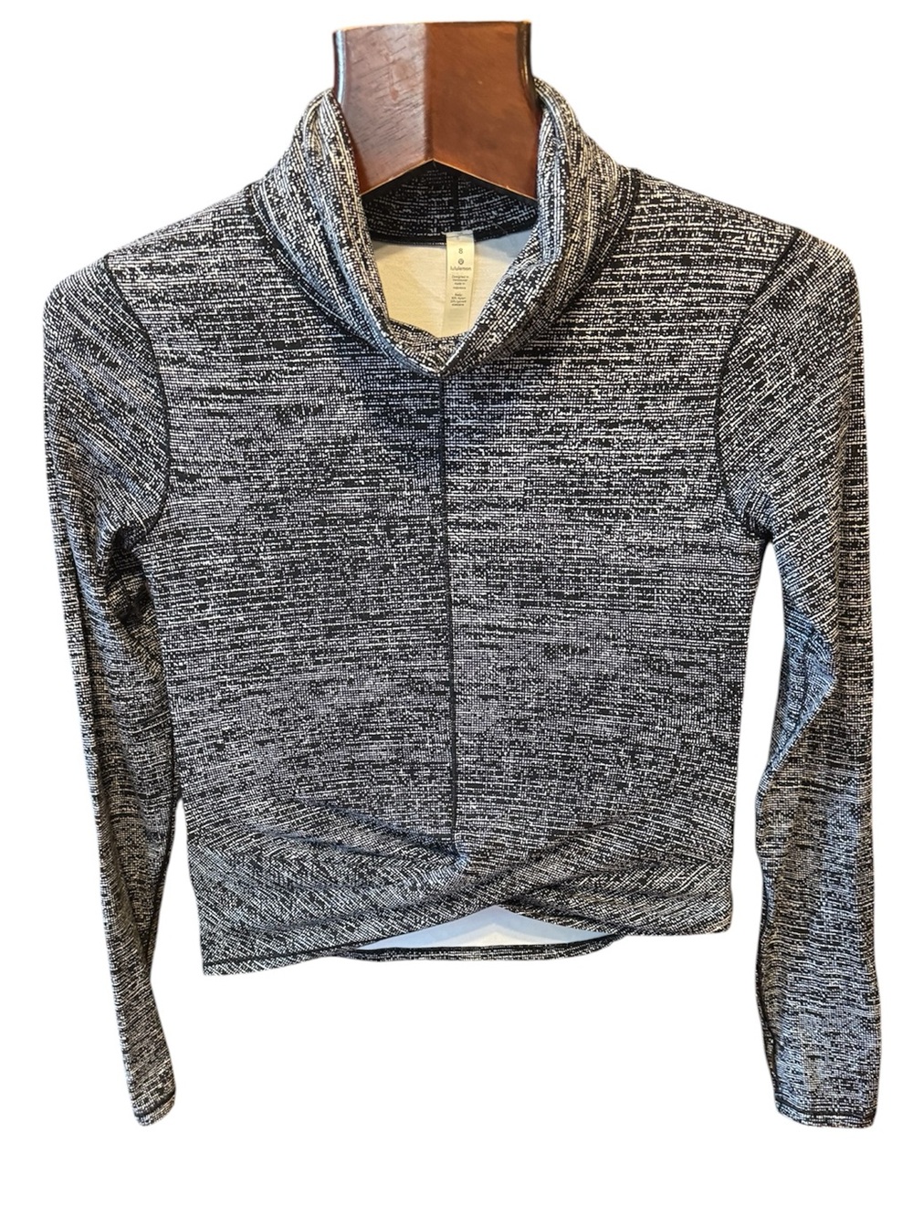 Women's Lululemon Black & White Marled Funnel Neck Sweater size 8 like new